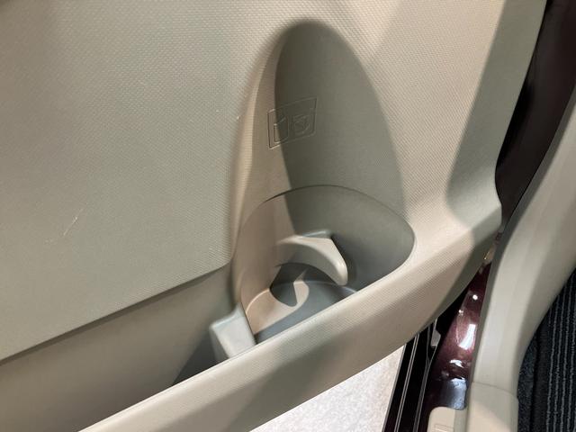 ムーヴ L SA CDステレオ キーレスエントリー 電格ミラー 衝突被害軽減ブレーキ スマアシ1 CDステレオ キーレスエントリー 電動格納式ミラー マニュアルレベリング マニュアルエアコン エコアイドル タイヤ新品交換済み(57枚目)