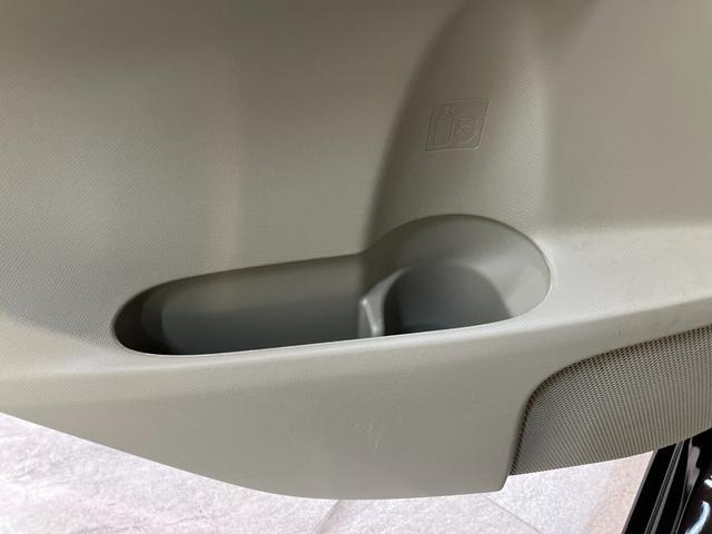 ムーヴ L SA CDステレオ キーレスエントリー 電格ミラー 衝突被害軽減ブレーキ スマアシ1 CDステレオ キーレスエントリー 電動格納式ミラー マニュアルレベリング マニュアルエアコン エコアイドル タイヤ新品交換済み(61枚目)