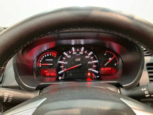 コペン ＧＲ　スポーツ　５ＭＴ　ターボ　レカロシート　ＢＢＳアルミ　電動オープンルーフ　ＧＲ専用サスペンション　ＭＯＭＯ製ハンドル　レカロシート　ＢＢＳ製アルミホイール　シートヒーター　ＬＥＤヘッドライト　オートライト　オートエアコン　スマートキー　ターボ（14枚目）