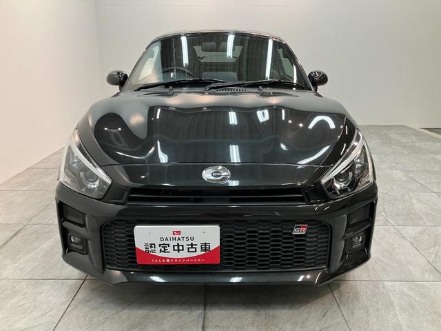 コペン ＧＲ　スポーツ　５ＭＴ　ターボ　レカロシート　ＢＢＳアルミ　電動オープンルーフ　ＧＲ専用サスペンション　ＭＯＭＯ製ハンドル　レカロシート　ＢＢＳ製アルミホイール　シートヒーター　ＬＥＤヘッドライト　オートライト　オートエアコン　スマートキー　ターボ（21枚目）