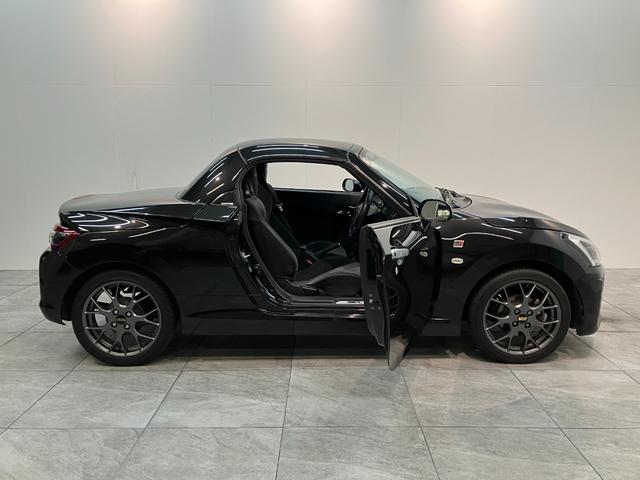 コペン ＧＲ　スポーツ　５ＭＴ　ターボ　レカロシート　ＢＢＳアルミ　電動オープンルーフ　ＧＲ専用サスペンション　ＭＯＭＯ製ハンドル　レカロシート　ＢＢＳ製アルミホイール　シートヒーター　ＬＥＤヘッドライト　オートライト　オートエアコン　スマートキー　ターボ（24枚目）