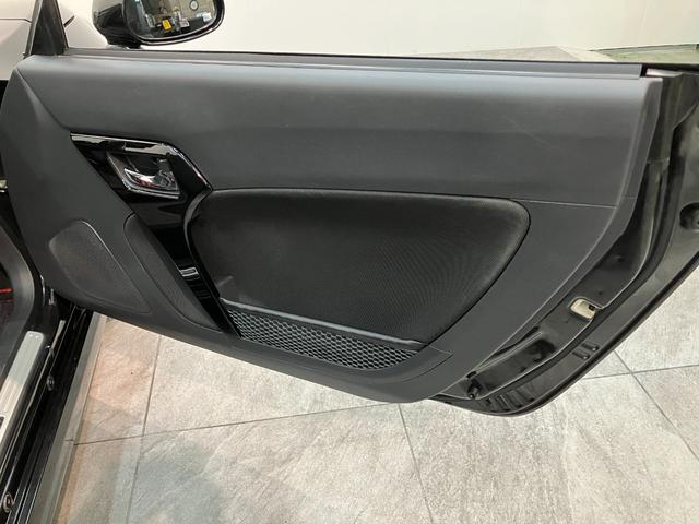 コペン ＧＲ　スポーツ　５ＭＴ　ターボ　レカロシート　ＢＢＳアルミ　電動オープンルーフ　ＧＲ専用サスペンション　ＭＯＭＯ製ハンドル　レカロシート　ＢＢＳ製アルミホイール　シートヒーター　ＬＥＤヘッドライト　オートライト　オートエアコン　スマートキー　ターボ（45枚目）