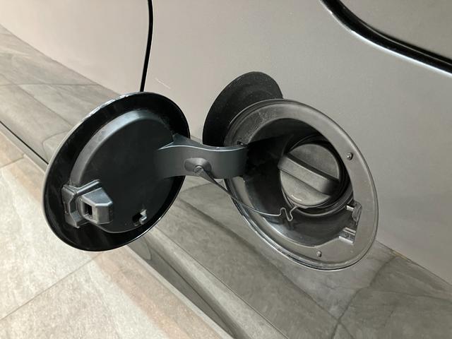 コペン ＧＲ　スポーツ　５ＭＴ　ターボ　レカロシート　ＢＢＳアルミ　電動オープンルーフ　ＧＲ専用サスペンション　ＭＯＭＯ製ハンドル　レカロシート　ＢＢＳ製アルミホイール　シートヒーター　ＬＥＤヘッドライト　オートライト　オートエアコン　スマートキー　ターボ（46枚目）