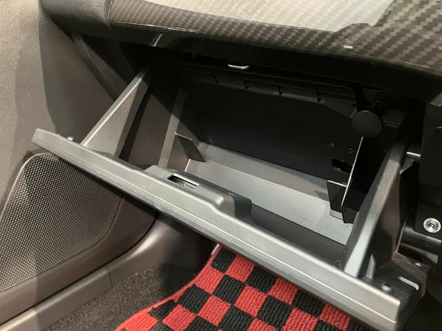 コペン ＧＲ　スポーツ　５ＭＴ　ターボ　レカロシート　ＢＢＳアルミ　電動オープンルーフ　ＧＲ専用サスペンション　ＭＯＭＯ製ハンドル　レカロシート　ＢＢＳ製アルミホイール　シートヒーター　ＬＥＤヘッドライト　オートライト　オートエアコン　スマートキー　ターボ（64枚目）