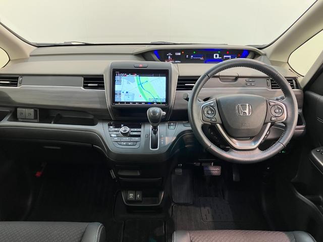 フリード+ G・ホンダセンシング 9型ナビ バックカメラ ドラレコ 追突被害軽減ブレーキ 9型フルセグナビ バックカメラ ドラレコ ETC DVD Bluetooth USB レーダークルコン シートヒーター 両側電動スライドドア LED オートライト スマートキー(2枚目)