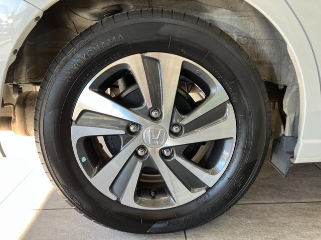 フリード+ G・ホンダセンシング 9型ナビ バックカメラ ドラレコ 追突被害軽減ブレーキ 9型フルセグナビ バックカメラ ドラレコ ETC DVD Bluetooth USB レーダークルコン シートヒーター 両側電動スライドドア LED オートライト スマートキー(10枚目)