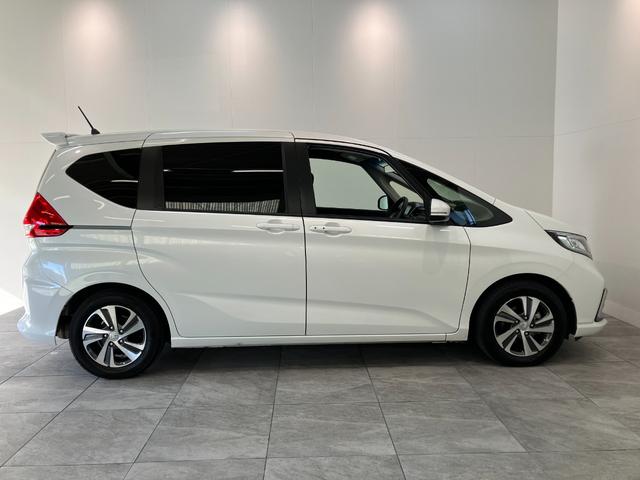 フリード+ G・ホンダセンシング 9型ナビ バックカメラ ドラレコ 追突被害軽減ブレーキ 9型フルセグナビ バックカメラ ドラレコ ETC DVD Bluetooth USB レーダークルコン シートヒーター 両側電動スライドドア LED オートライト スマートキー(24枚目)