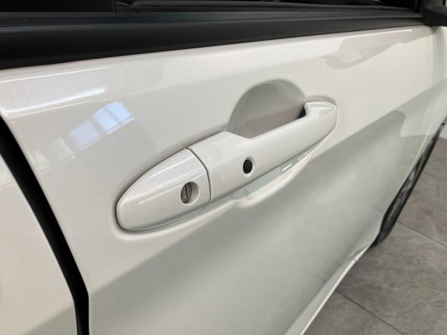 フリード+ G・ホンダセンシング 9型ナビ バックカメラ ドラレコ 追突被害軽減ブレーキ 9型フルセグナビ バックカメラ ドラレコ ETC DVD Bluetooth USB レーダークルコン シートヒーター 両側電動スライドドア LED オートライト スマートキー(33枚目)