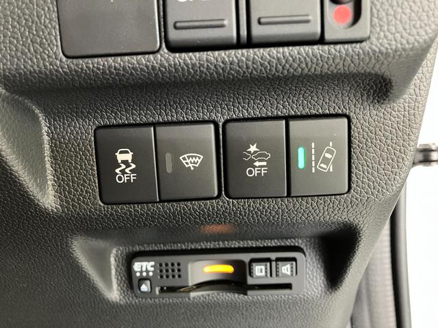 フリード+ G・ホンダセンシング 9型ナビ バックカメラ ドラレコ 追突被害軽減ブレーキ 9型フルセグナビ バックカメラ ドラレコ ETC DVD Bluetooth USB レーダークルコン シートヒーター 両側電動スライドドア LED オートライト スマートキー(37枚目)