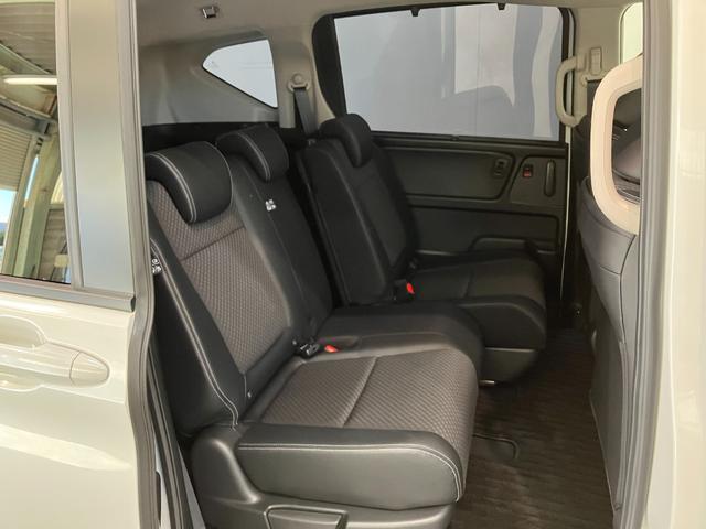 フリード+ G・ホンダセンシング 9型ナビ バックカメラ ドラレコ 追突被害軽減ブレーキ 9型フルセグナビ バックカメラ ドラレコ ETC DVD Bluetooth USB レーダークルコン シートヒーター 両側電動スライドドア LED オートライト スマートキー(39枚目)