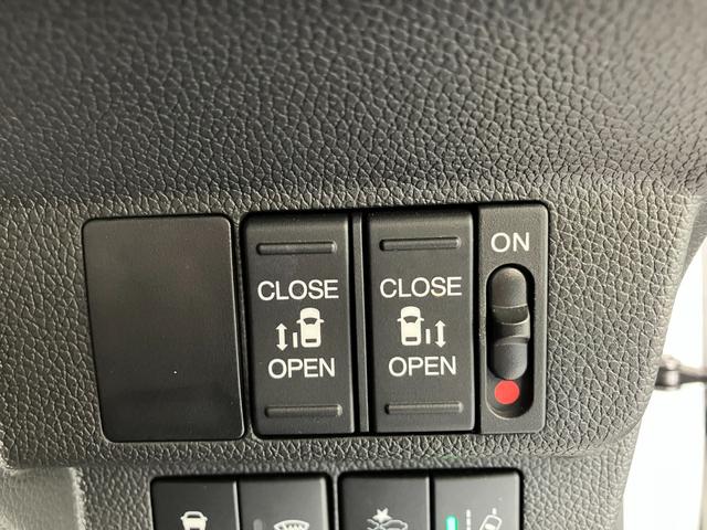 フリード+ G・ホンダセンシング 9型ナビ バックカメラ ドラレコ 追突被害軽減ブレーキ 9型フルセグナビ バックカメラ ドラレコ ETC DVD Bluetooth USB レーダークルコン シートヒーター 両側電動スライドドア LED オートライト スマートキー(42枚目)