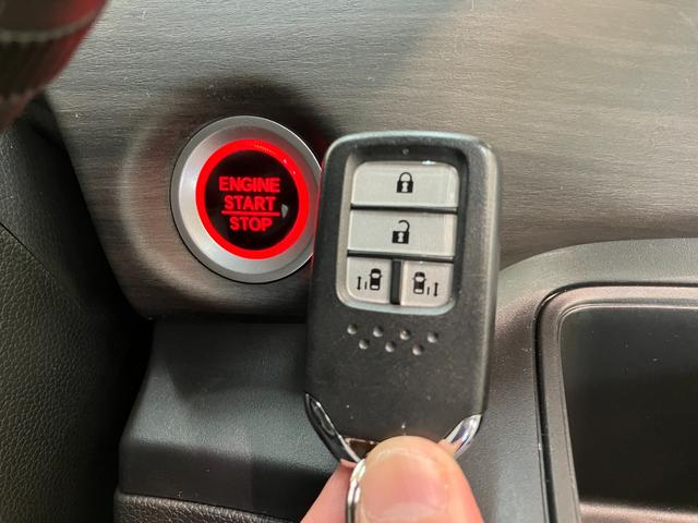 フリード+ G・ホンダセンシング 9型ナビ バックカメラ ドラレコ 追突被害軽減ブレーキ 9型フルセグナビ バックカメラ ドラレコ ETC DVD Bluetooth USB レーダークルコン シートヒーター 両側電動スライドドア LED オートライト スマートキー(43枚目)