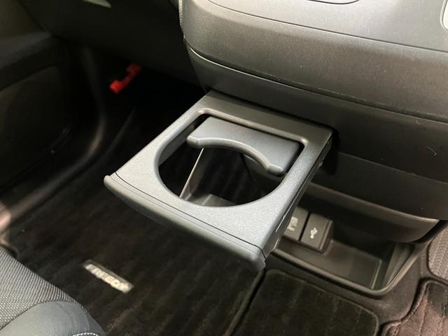 フリード+ G・ホンダセンシング 9型ナビ バックカメラ ドラレコ 追突被害軽減ブレーキ 9型フルセグナビ バックカメラ ドラレコ ETC DVD Bluetooth USB レーダークルコン シートヒーター 両側電動スライドドア LED オートライト スマートキー(68枚目)