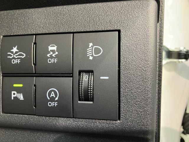 ハイゼットカーゴ ＤＸ　パートタイム４ＷＤ　ＣＶＴ　コーナーセンサー　キーレス　衝突被害軽減ブレーキ　スマアシ　コーナーセンサー　キーレス　前席パワーウインドウ　ＡＭ／ＦＭステレオ　両側スライドドア　パートタイム４ＷＤ　ＣＶＴ車　オートライト（17枚目）