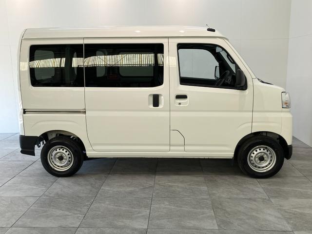ハイゼットカーゴ ＤＸ　パートタイム４ＷＤ　ＣＶＴ　コーナーセンサー　キーレス　衝突被害軽減ブレーキ　スマアシ　コーナーセンサー　キーレス　前席パワーウインドウ　ＡＭ／ＦＭステレオ　両側スライドドア　パートタイム４ＷＤ　ＣＶＴ車　オートライト（23枚目）