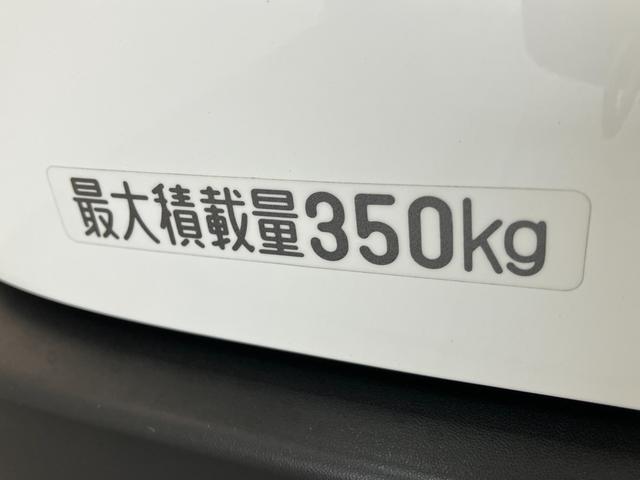 納車後もお客様の快適なカーライフをしっかりサポートさせていただきます！滋賀県内に１３か所ある滋賀ダイハツの店舗にはサービス工場が併設されておりますので、アフターフォローも安心です！