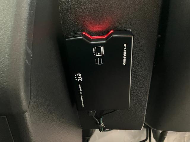 ハイゼットトラック ＥＸＴ　４ＷＤ　ドラレコ　コーナーセンサー　デフロック　衝突被害軽減ブレーキ　コーナーセンサー　４ＷＤ　ＣＶＴ車　ＣＤステレオ　ドラレコ　ＥＴＣ車載器　デフロック　スマートキー　パワーウインドウ　オートライト　マニュアルレベリング　荷台作業灯（15枚目）