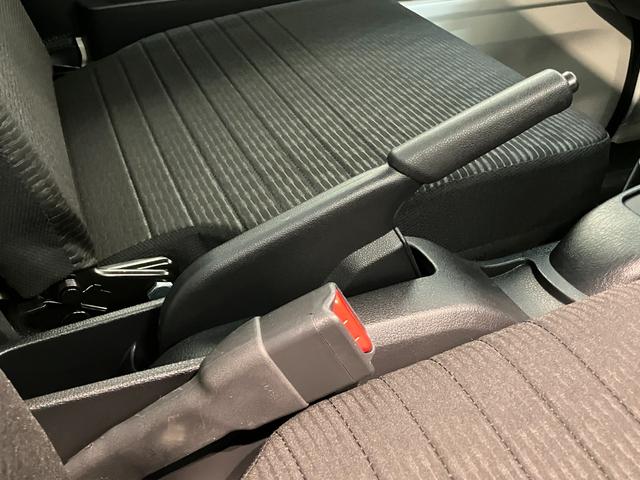 ハイゼットトラック ＥＸＴ　４ＷＤ　ドラレコ　コーナーセンサー　デフロック　衝突被害軽減ブレーキ　コーナーセンサー　４ＷＤ　ＣＶＴ車　ＣＤステレオ　ドラレコ　ＥＴＣ車載器　デフロック　スマートキー　パワーウインドウ　オートライト　マニュアルレベリング　荷台作業灯（57枚目）