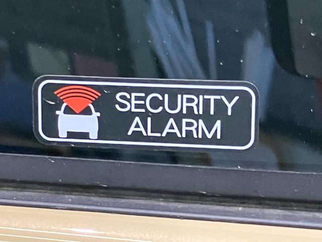 ムーヴキャンバス セオリーＧ　１０型フルセグナビ　バックカメラ　届出済未使用車　衝突被害軽減ブレーキ　コーナーセンサー　１０型フルセグナビ　バックカメラ　前後ドラレコ　ＤＶＤ再生　Ｂｌｕｅｔｏｏｔｈ　ＵＳＢ　両側電動スライドドア　前席シートヒーター　電動パーキングブレーキ　ＬＥＤ（32枚目）