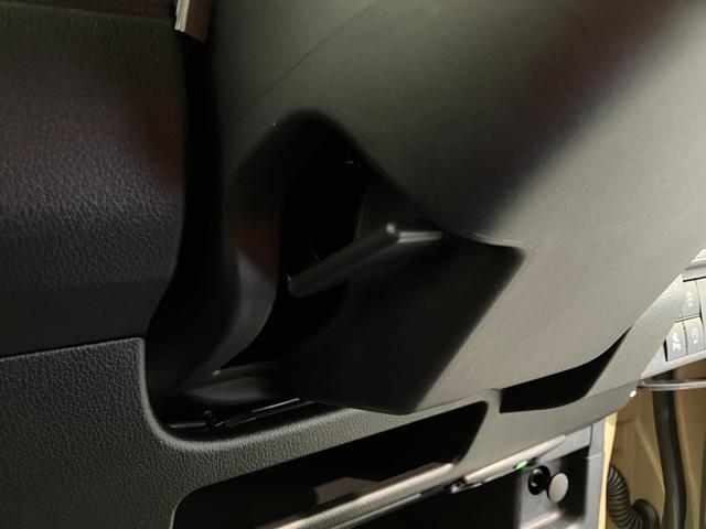 ムーヴキャンバス セオリーＧ　１０型フルセグナビ　バックカメラ　届出済未使用車　衝突被害軽減ブレーキ　コーナーセンサー　１０型フルセグナビ　バックカメラ　前後ドラレコ　ＤＶＤ再生　Ｂｌｕｅｔｏｏｔｈ　ＵＳＢ　両側電動スライドドア　前席シートヒーター　電動パーキングブレーキ　ＬＥＤ（45枚目）