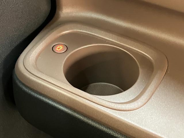 ムーヴキャンバス セオリーＧ　１０型フルセグナビ　バックカメラ　届出済未使用車　衝突被害軽減ブレーキ　コーナーセンサー　１０型フルセグナビ　バックカメラ　前後ドラレコ　ＤＶＤ再生　Ｂｌｕｅｔｏｏｔｈ　ＵＳＢ　両側電動スライドドア　前席シートヒーター　電動パーキングブレーキ　ＬＥＤ（69枚目）