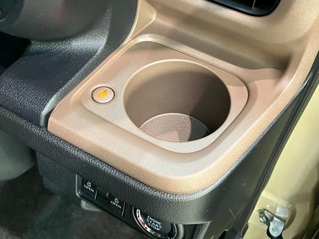 ムーヴキャンバス セオリーＧ　１０型フルセグナビ　バックカメラ　届出済未使用車　衝突被害軽減ブレーキ　コーナーセンサー　１０型フルセグナビ　バックカメラ　前後ドラレコ　ＤＶＤ再生　Ｂｌｕｅｔｏｏｔｈ　ＵＳＢ　両側電動スライドドア　前席シートヒーター　電動パーキングブレーキ　ＬＥＤ（70枚目）