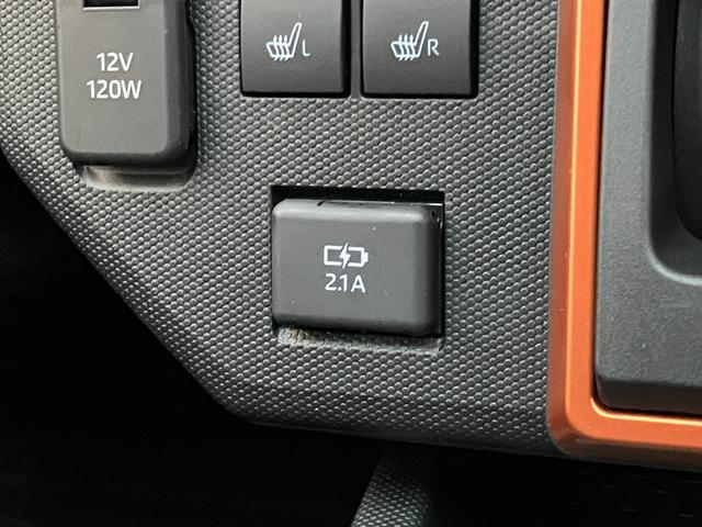 品質へのこだわり！専門のカークリーニング業者さんに依頼をして徹底的に内装・外装をキレイにしてもらっております。外装は磨きもしてもらっていますのでピカピカですね☆