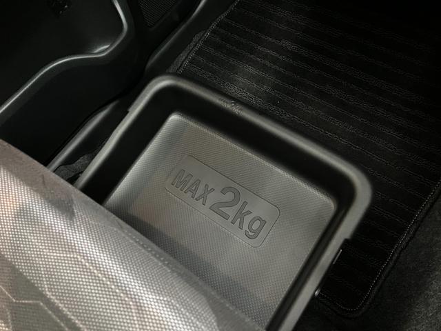 納車前に１２ヶ月点検・エンジンオイル＆エレメント交換・　バッテリー交換・ワイパーゴム交換・キーレス、キーフリーの電池交換を実施しております。ダイハツの整備士がきっちりと点検したお車をお届けいたします！