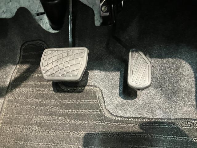 お客様にぴったりなおクルマをお選びいただけますように様々な展示車をご用意致しております！ダイハツの軽自動車だけではなく、他メーカー車やコンパクトカー・ミニバンなども数多く取り揃えております！