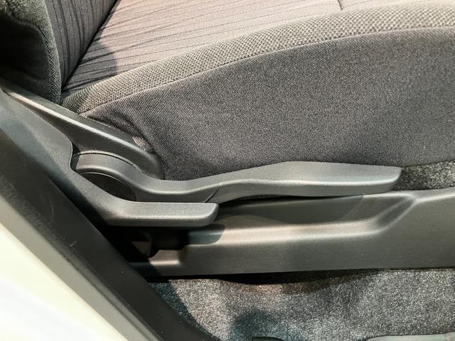 ソリオ ハイブリッドＭＺ　８型ナビ　パノラマカメラ　レーダークルコン　衝突被害軽減ブレーキ　８型フルセグナビ　パノラマカメラ　Ｂｌｕｅｔｏｏｔｈ　ＵＳＢ　前後ドラレコ　ＥＴＣ　レーダークルーズコントロール　シートヒーター　両側パワスラ　オートエアコン　スマートキー（48枚目）