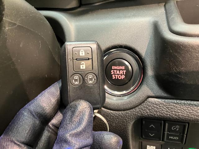 ソリオ ハイブリッドＭＺ　８型ナビ　パノラマカメラ　レーダークルコン　衝突被害軽減ブレーキ　８型フルセグナビ　パノラマカメラ　Ｂｌｕｅｔｏｏｔｈ　ＵＳＢ　前後ドラレコ　ＥＴＣ　レーダークルーズコントロール　シートヒーター　両側パワスラ　オートエアコン　スマートキー（52枚目）