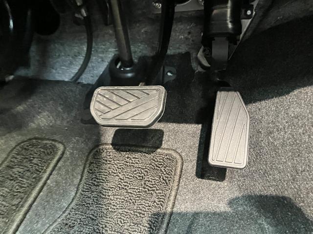 ソリオ ハイブリッドＭＺ　８型ナビ　パノラマカメラ　レーダークルコン　衝突被害軽減ブレーキ　８型フルセグナビ　パノラマカメラ　Ｂｌｕｅｔｏｏｔｈ　ＵＳＢ　前後ドラレコ　ＥＴＣ　レーダークルーズコントロール　シートヒーター　両側パワスラ　オートエアコン　スマートキー（78枚目）