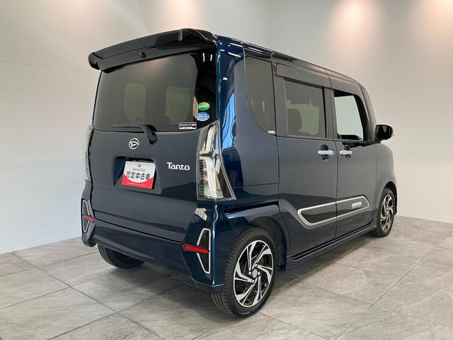 タント カスタムＲＳスタイルセレクション　４ＷＤ　９型ナビ　Ｐカメラ　衝突被害軽減ブレーキ　コーナーセンサー　９型フルセグナビ　Ｂｌｕｅｔｏｏｔｈ　ＤＶＤ　ＵＳＢ　パノラマカメラ　後席モニター　ドラレコ　レーダークルコン　両側電動スライドドア　前席シートヒーター　ＬＥＤ（3枚目）