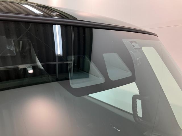 タント カスタムＲＳスタイルセレクション　４ＷＤ　９型ナビ　Ｐカメラ　衝突被害軽減ブレーキ　コーナーセンサー　９型フルセグナビ　Ｂｌｕｅｔｏｏｔｈ　ＤＶＤ　ＵＳＢ　パノラマカメラ　後席モニター　ドラレコ　レーダークルコン　両側電動スライドドア　前席シートヒーター　ＬＥＤ（12枚目）