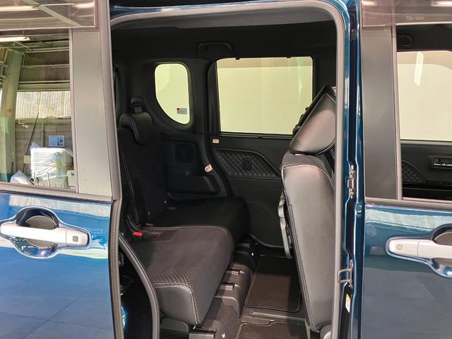 タント カスタムＲＳスタイルセレクション　４ＷＤ　９型ナビ　Ｐカメラ　衝突被害軽減ブレーキ　コーナーセンサー　９型フルセグナビ　Ｂｌｕｅｔｏｏｔｈ　ＤＶＤ　ＵＳＢ　パノラマカメラ　後席モニター　ドラレコ　レーダークルコン　両側電動スライドドア　前席シートヒーター　ＬＥＤ（35枚目）
