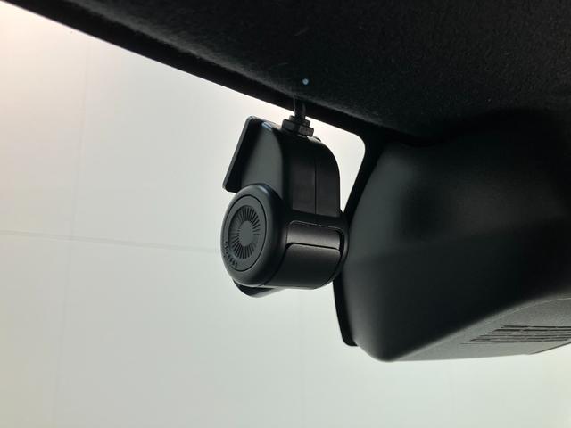 タント カスタムＲＳスタイルセレクション　４ＷＤ　９型ナビ　Ｐカメラ　衝突被害軽減ブレーキ　コーナーセンサー　９型フルセグナビ　Ｂｌｕｅｔｏｏｔｈ　ＤＶＤ　ＵＳＢ　パノラマカメラ　後席モニター　ドラレコ　レーダークルコン　両側電動スライドドア　前席シートヒーター　ＬＥＤ（61枚目）