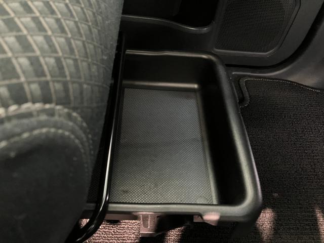 タント カスタムＲＳスタイルセレクション　４ＷＤ　９型ナビ　Ｐカメラ　衝突被害軽減ブレーキ　コーナーセンサー　９型フルセグナビ　Ｂｌｕｅｔｏｏｔｈ　ＤＶＤ　ＵＳＢ　パノラマカメラ　後席モニター　ドラレコ　レーダークルコン　両側電動スライドドア　前席シートヒーター　ＬＥＤ（67枚目）