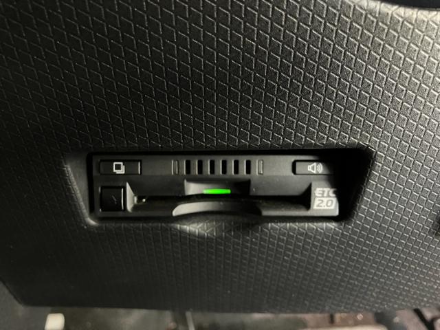 タント カスタムＲＳスタイルセレクション　４ＷＤ　９型ナビ　Ｐカメラ　衝突被害軽減ブレーキ　コーナーセンサー　９型フルセグナビ　Ｂｌｕｅｔｏｏｔｈ　ＤＶＤ　ＵＳＢ　パノラマカメラ　後席モニター　ドラレコ　レーダークルコン　両側電動スライドドア　前席シートヒーター　ＬＥＤ（70枚目）