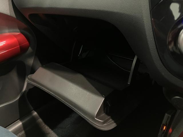 お客様にぴったりなおクルマをお選びいただけますように様々な展示車をご用意致しております！ダイハツの軽自動車だけではなく、他メーカー車やコンパクトカー・ミニバンなども数多く取り揃えております！