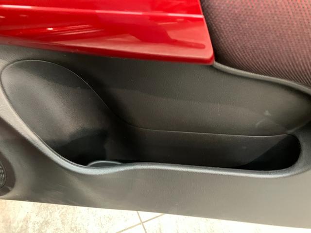 延長保証につきましてはお求めいただく車両によって保証料が異なりますので、当店スタッフまでお気軽にお問い合わせくださいませ。