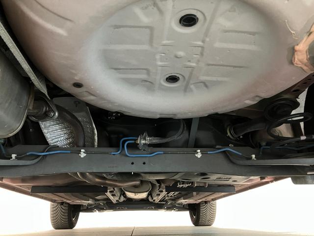 品質へのこだわり！専門のカークリーニング業者さんに依頼をして徹底的に内装・外装をキレイにしてもらっております。外装は磨きもしてもらっていますのでピカピカですね☆