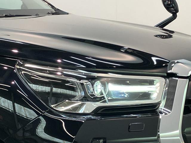 品質へのこだわり！専門のカークリーニング業者さんに依頼をして徹底的に内装・外装をキレイにしてもらっております。外装は磨きもしてもらっていますのでピカピカですね☆