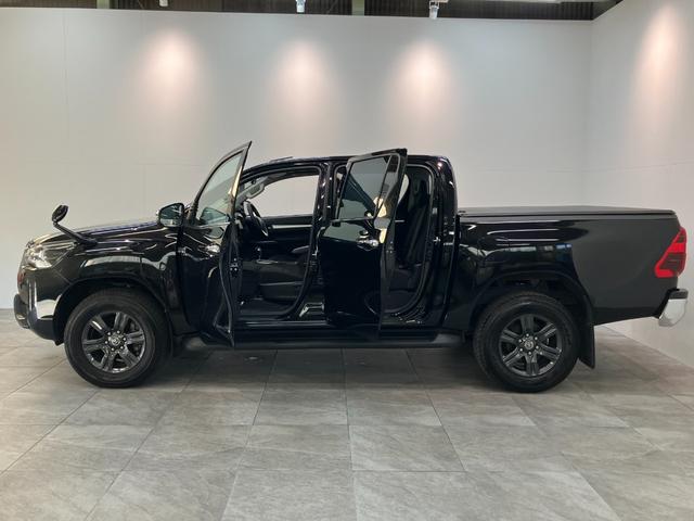 お客様にぴったりなおクルマをお選びいただけますように様々な展示車をご用意致しております！ダイハツの軽自動車だけではなく、他メーカー車やコンパクトカー・ミニバンなども数多く取り揃えております！