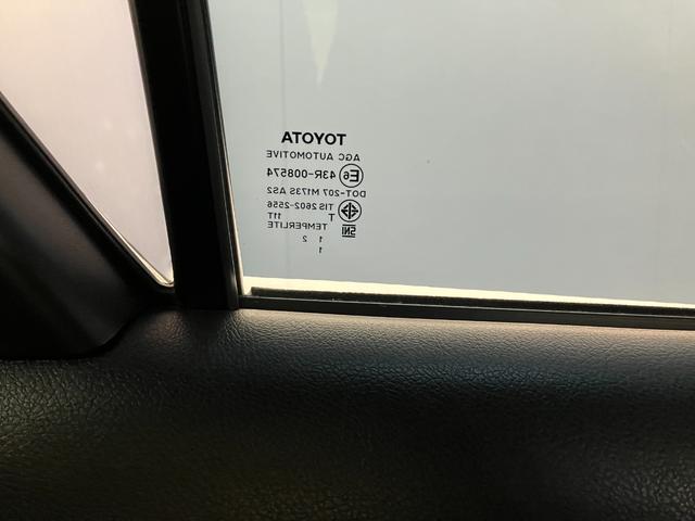 初度登録から７年以内のダイハツ車には１年間ｏｒ走行無制限のまごころ保証がついておりますので購入後も安心です！有料にはなりますが１年もしくは２年の延長保証もご用意致しております！