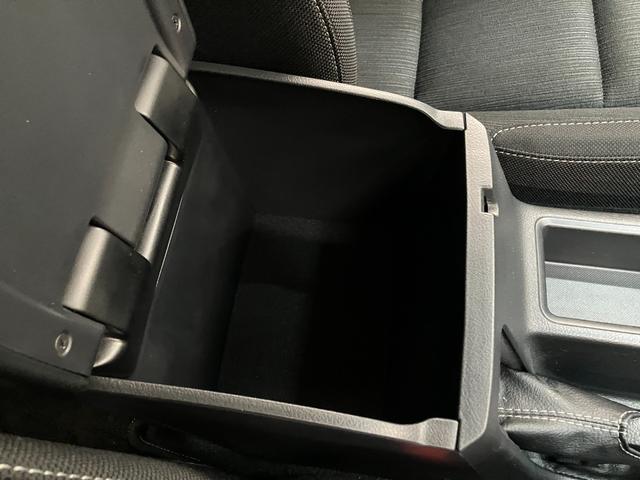 納車後もお客様の快適なカーライフをしっかりサポートさせていただきます！滋賀県内に１３か所ある滋賀ダイハツの店舗にはサービス工場が併設されておりますので、アフターフォローも安心です！