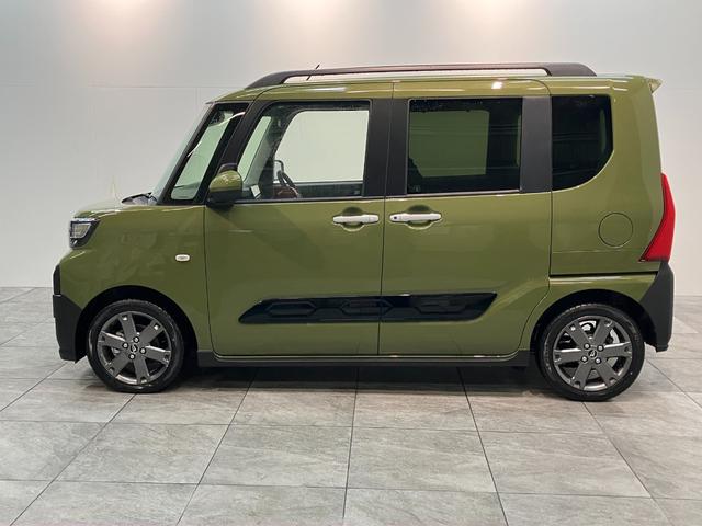 タント ファンクロスターボ　ディスプレイオーディオ　届出済未使用車　衝突被害軽減ブレーキ　コーナーセンサー　９型ディスプレイオーディオ　フルセグ　Ｂｌｕｅｔｏｏｔｈ　ＵＳＢ　バックカメラ　両側電動スライドドア　前席シートヒーター　ＬＥＤ　スマートキー　エコアイドル（22枚目）