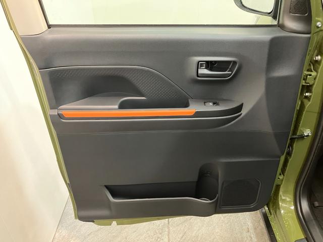 タント ファンクロスターボ　ディスプレイオーディオ　届出済未使用車　衝突被害軽減ブレーキ　コーナーセンサー　９型ディスプレイオーディオ　フルセグ　Ｂｌｕｅｔｏｏｔｈ　ＵＳＢ　バックカメラ　両側電動スライドドア　前席シートヒーター　ＬＥＤ　スマートキー　エコアイドル（27枚目）