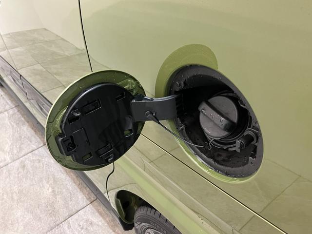 タント ファンクロスターボ　ディスプレイオーディオ　届出済未使用車　衝突被害軽減ブレーキ　コーナーセンサー　９型ディスプレイオーディオ　フルセグ　Ｂｌｕｅｔｏｏｔｈ　ＵＳＢ　バックカメラ　両側電動スライドドア　前席シートヒーター　ＬＥＤ　スマートキー　エコアイドル（29枚目）