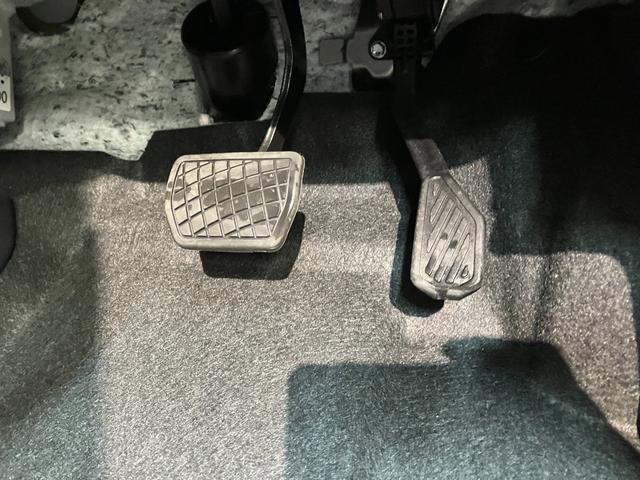 タント ファンクロスターボ　ディスプレイオーディオ　届出済未使用車　衝突被害軽減ブレーキ　コーナーセンサー　９型ディスプレイオーディオ　フルセグ　Ｂｌｕｅｔｏｏｔｈ　ＵＳＢ　バックカメラ　両側電動スライドドア　前席シートヒーター　ＬＥＤ　スマートキー　エコアイドル（73枚目）