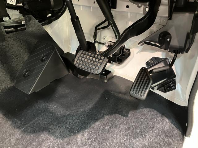 ハイゼットトラック スタンダード 4WD CVT 届出済未使用車 衝突被害軽減ブレーキ コーナーセンサー パートタイム4WD AM/FMラジオ マニュアルエアコン マニュアルレベリング オートライト(67枚目)